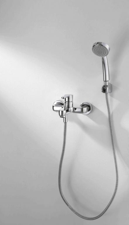 Смеситель для ванны с коротким изливом с аксессуарами Bravat Stream F63783C-B